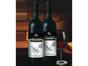 �A���L�����ѾƘI