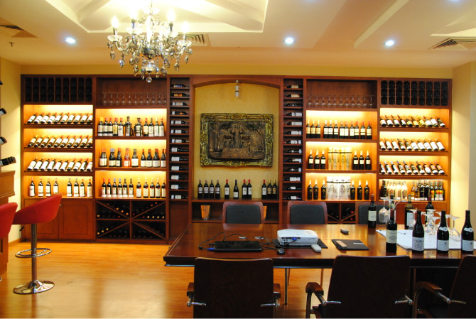 �麣���ؾƵ�Ͷ�Y�l(f��)չ���޹�˾